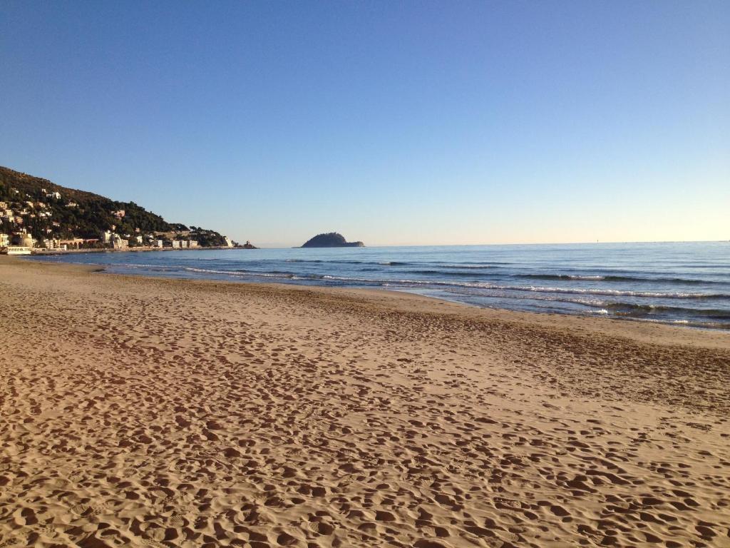 Hotel Villa Igea Alassio Esterno foto