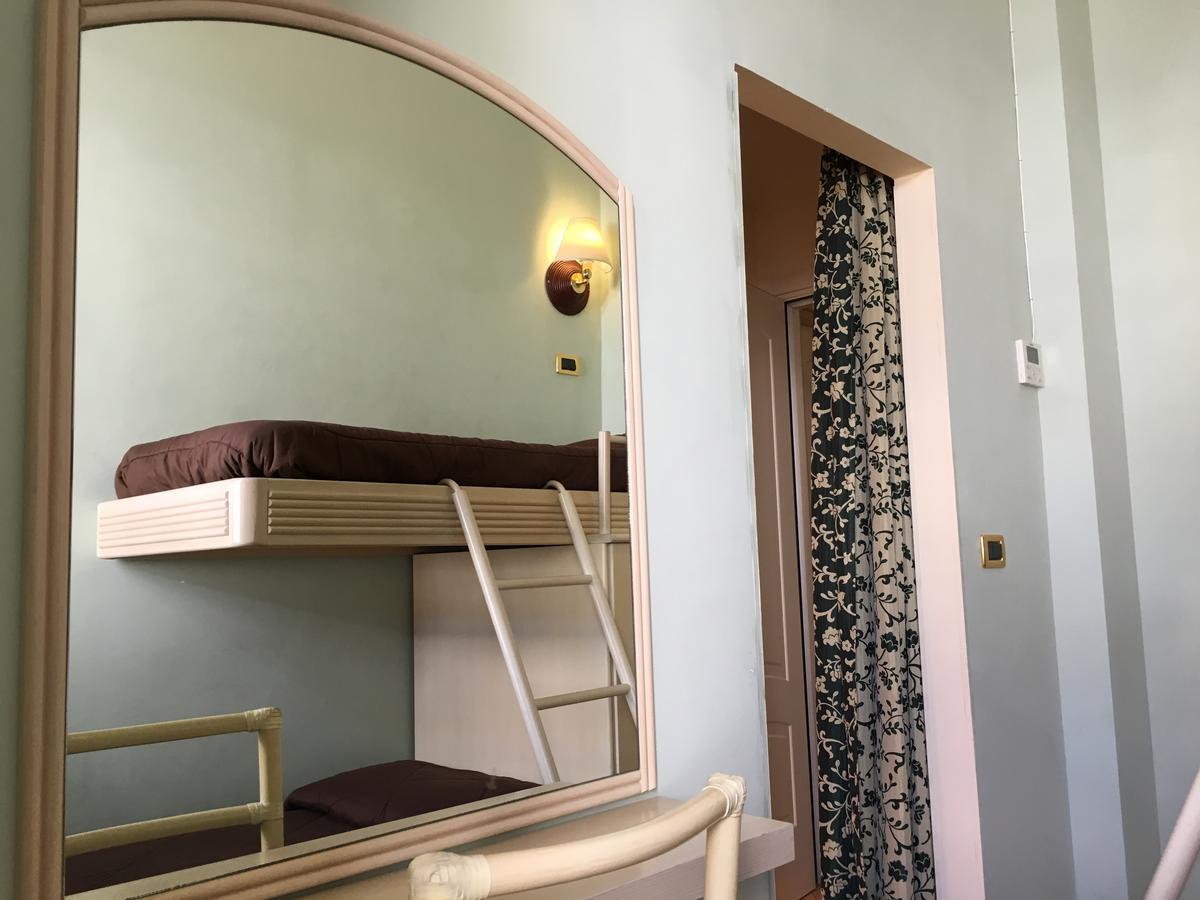 Hotel Villa Igea Alassio Esterno foto